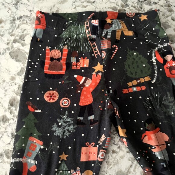 Next Christmas kids pom pom tee & legging set sz 4-5 - Picture 4 of 6